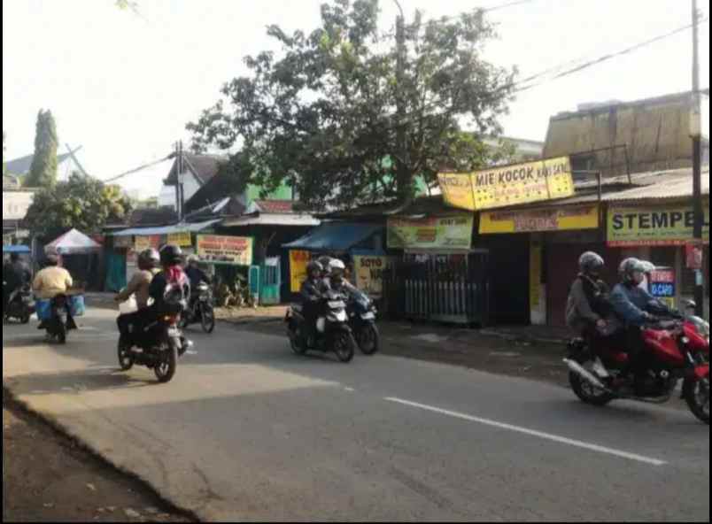 dijual rumah mainroad turangga bandung