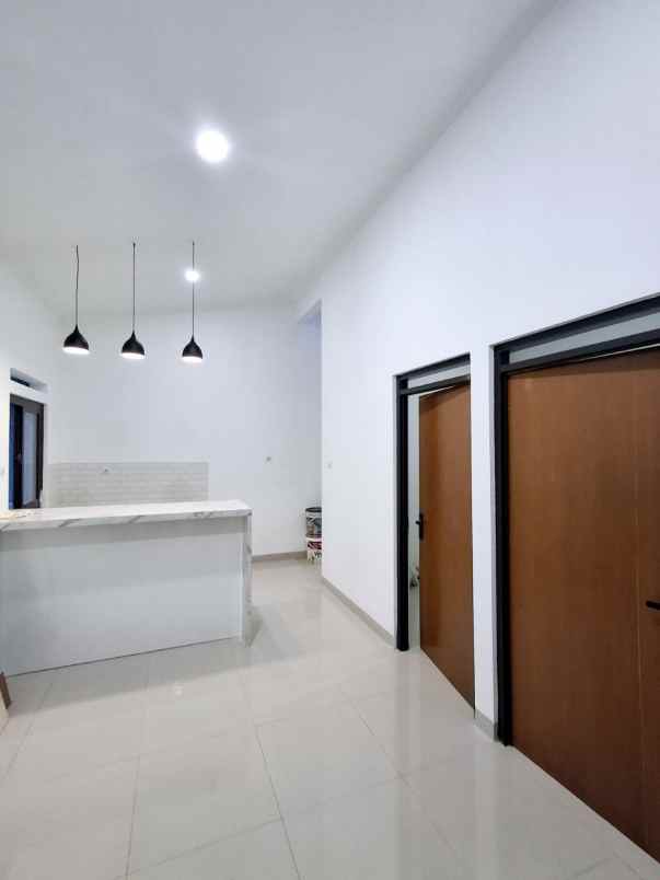 dijual rumah mandalajati