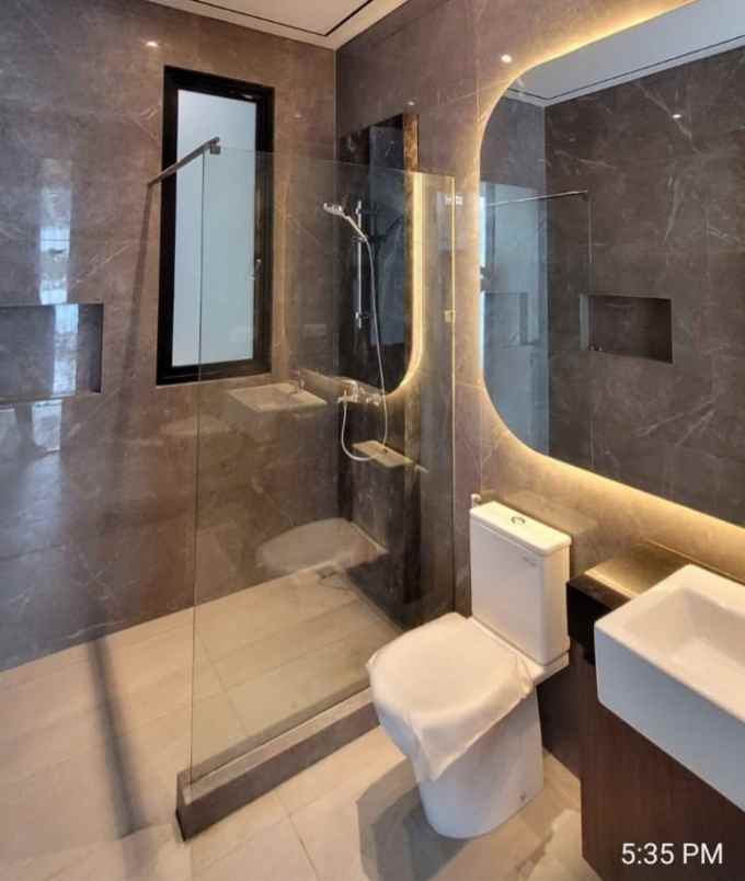 dijual rumah manyar kertoadi