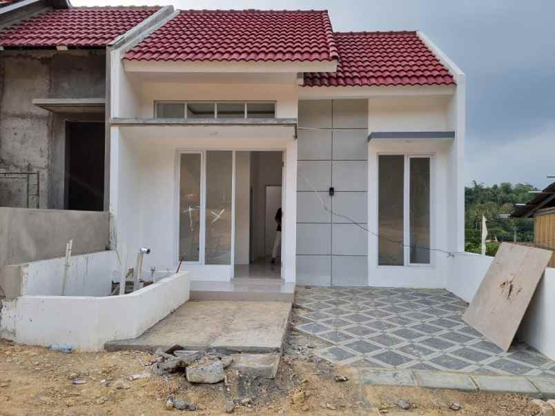 dijual rumah margodadi kec seyegan