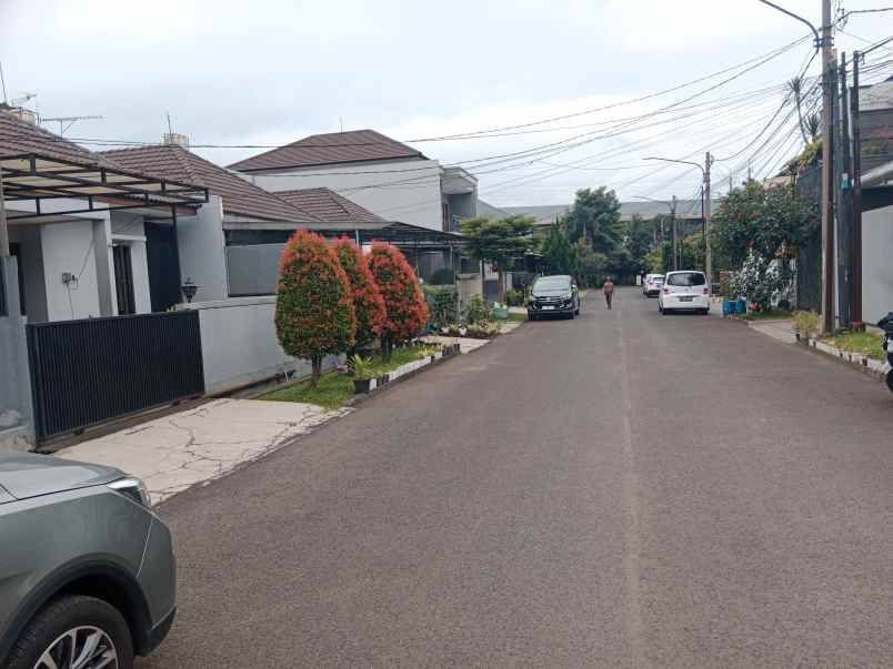 dijual rumah mekarwangi