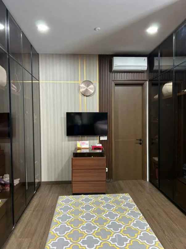 dijual rumah mewah siap huni di bsd city
