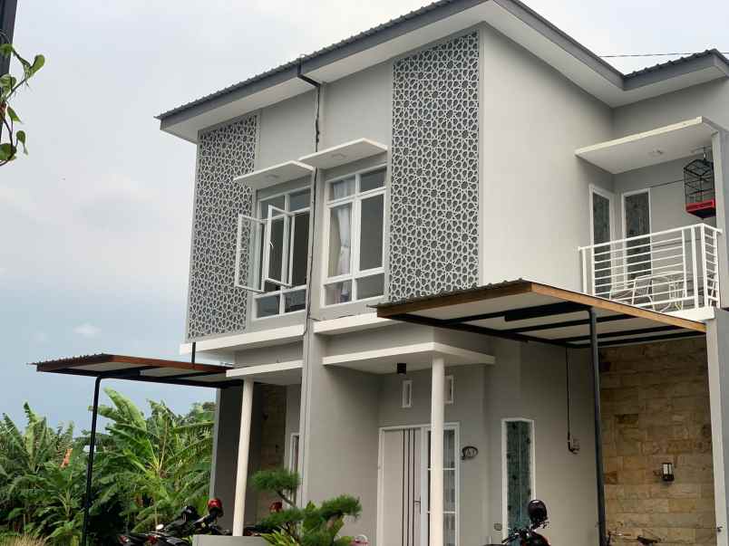 dijual rumah minimalis one gate system di kediri