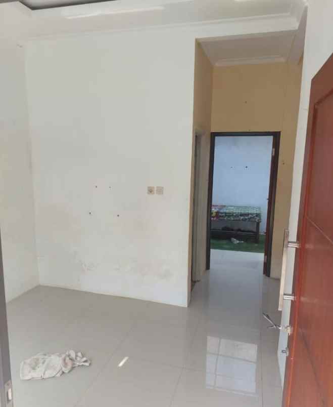 dijual rumah murah bagunan bagus via lelang