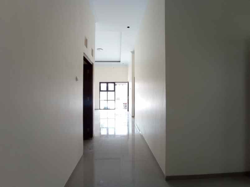 dijual rumah ngaglik