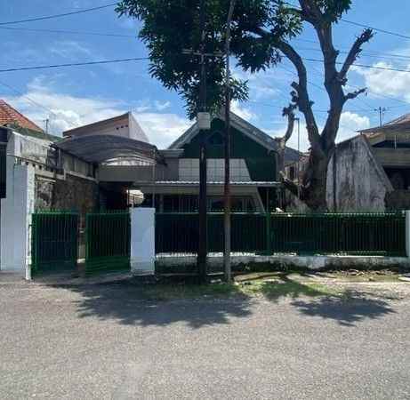 dijual rumah nginden intan timur