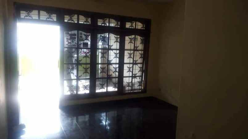 dijual rumah nginden surabaya