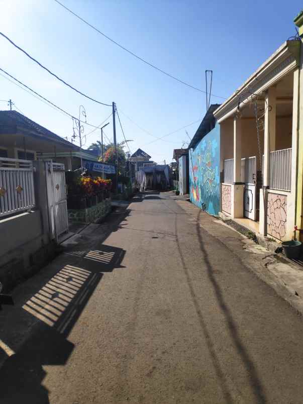 dijual rumah ngudi