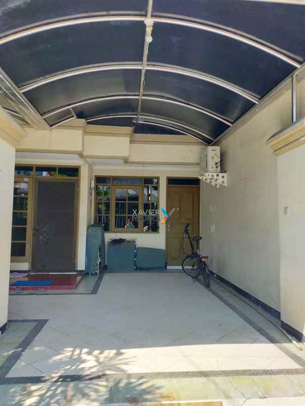 dijual rumah nirwana eksekutif