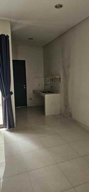 dijual rumah nusa loka bsd