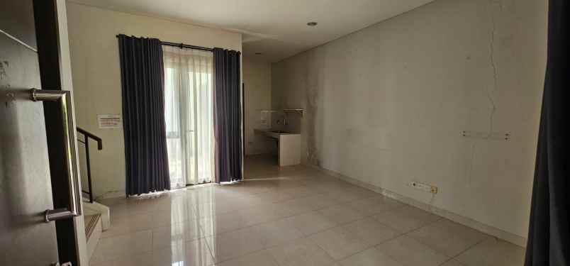 dijual rumah nusa loka bsd