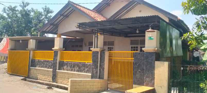 dijual rumah pabuaran