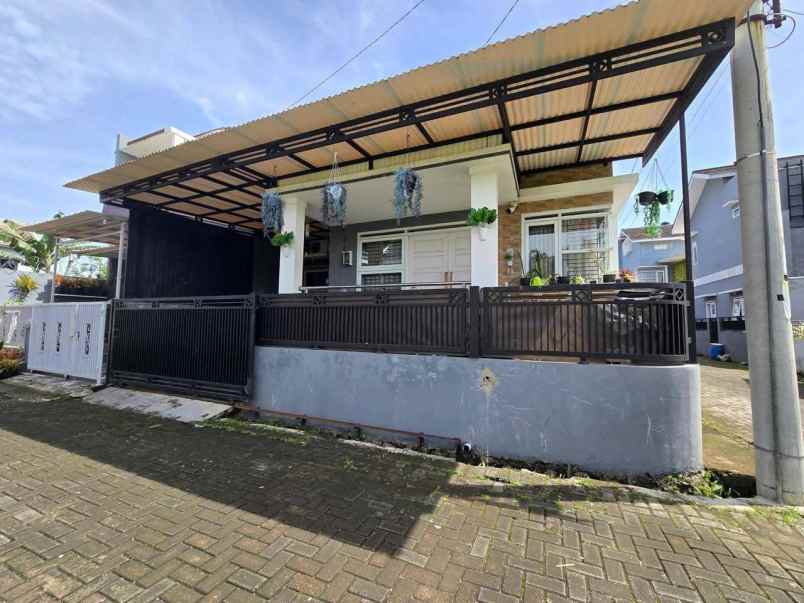dijual rumah padasuka cimahi