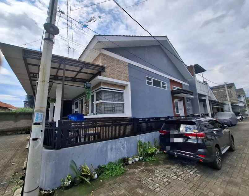 dijual rumah padasuka cimahi