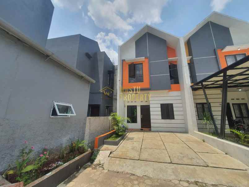 dijual rumah pakansari