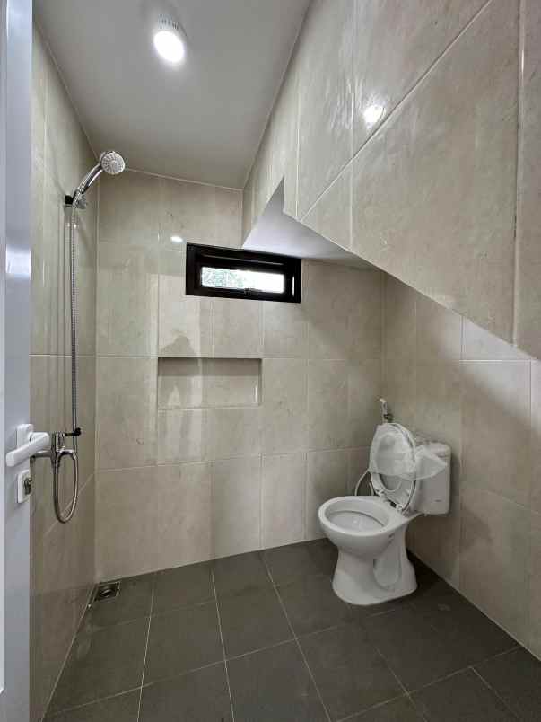 dijual rumah pamulang tangerang