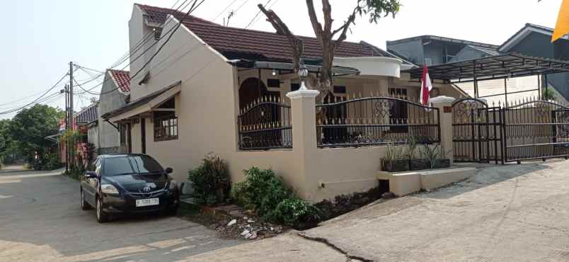 dijual rumah pancoran mas depok