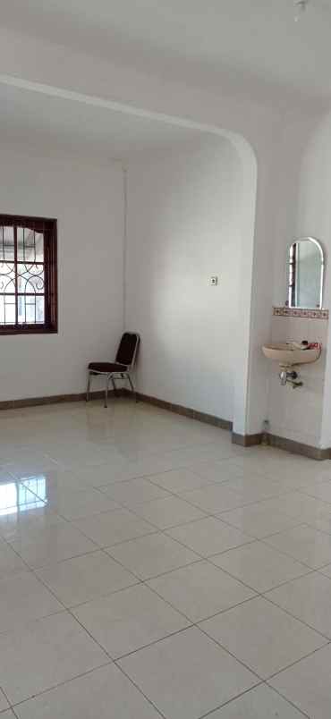 dijual rumah pancoran mas depok