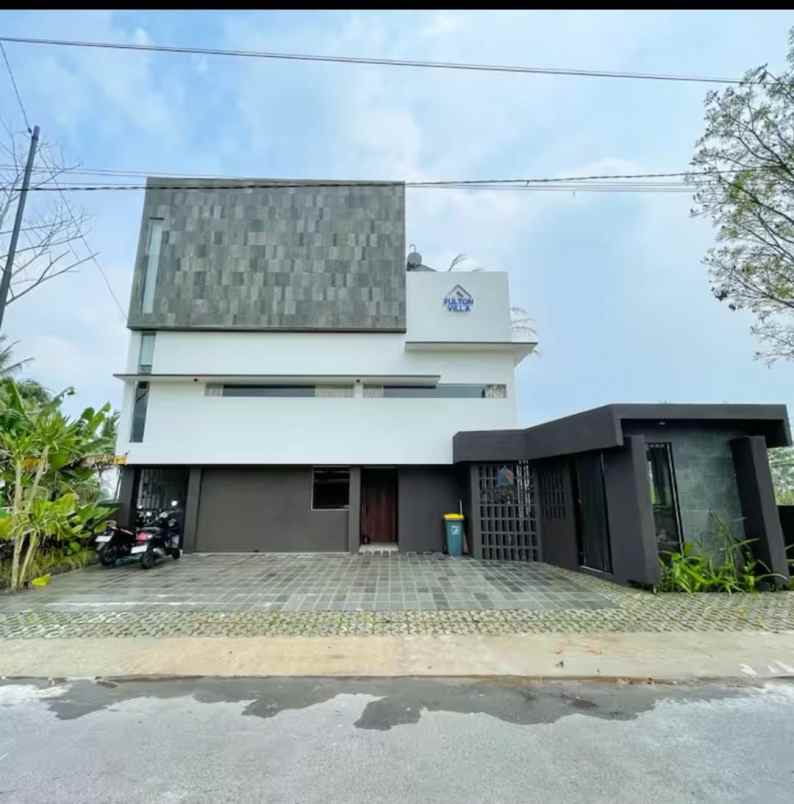 dijual rumah pandowoarjo sleman