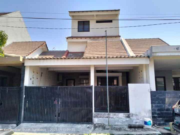 dijual rumah pantai mentari