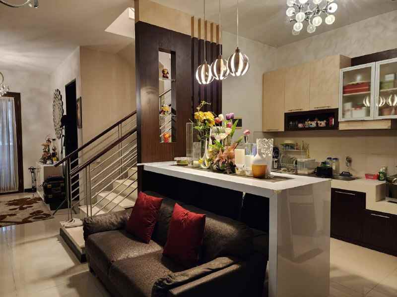 dijual rumah pantai mentari