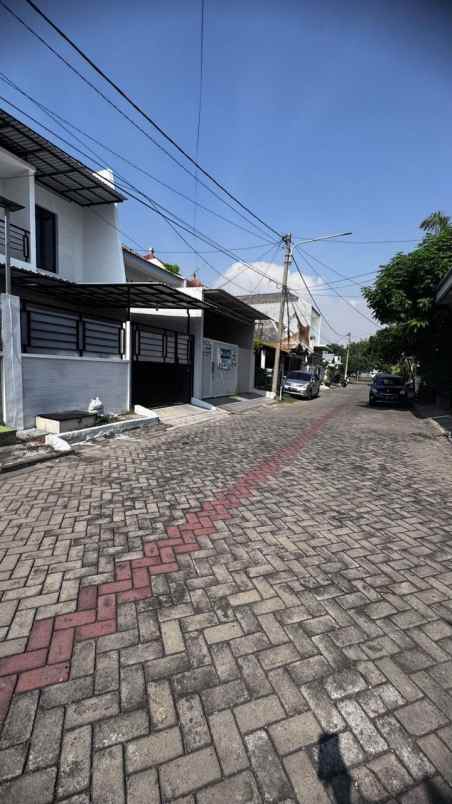 dijual rumah pantai mentari