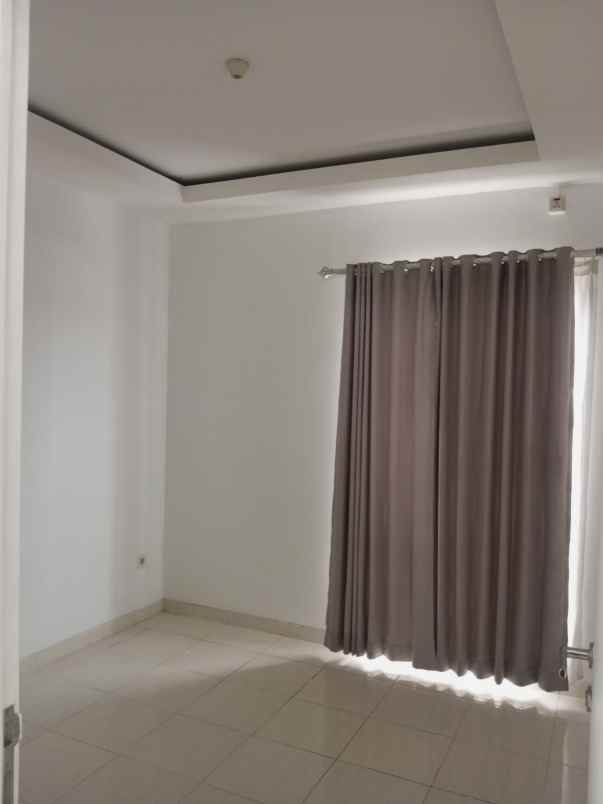 dijual rumah paradise serpong city