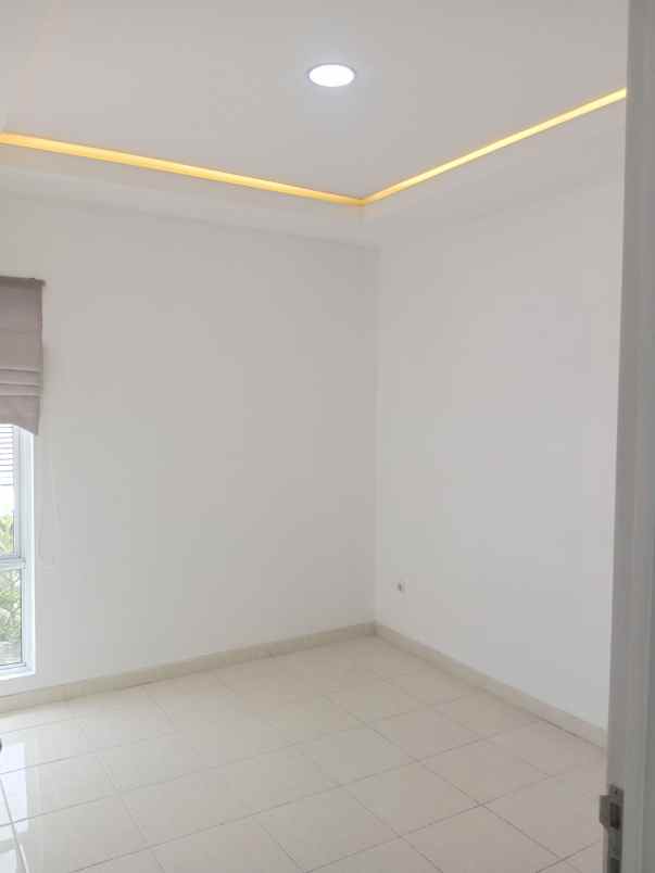 dijual rumah paradise serpong city