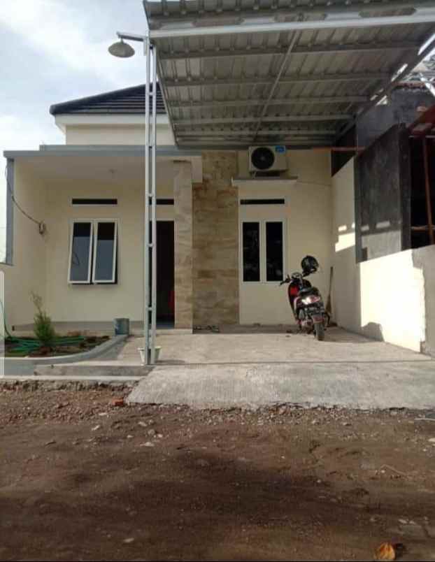 dijual rumah pedurungan