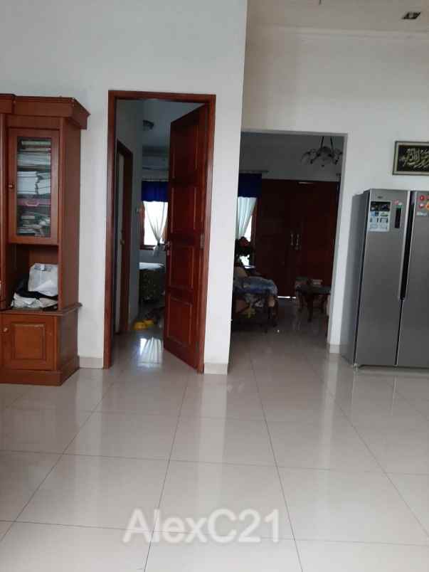 dijual rumah pegangsaan dua