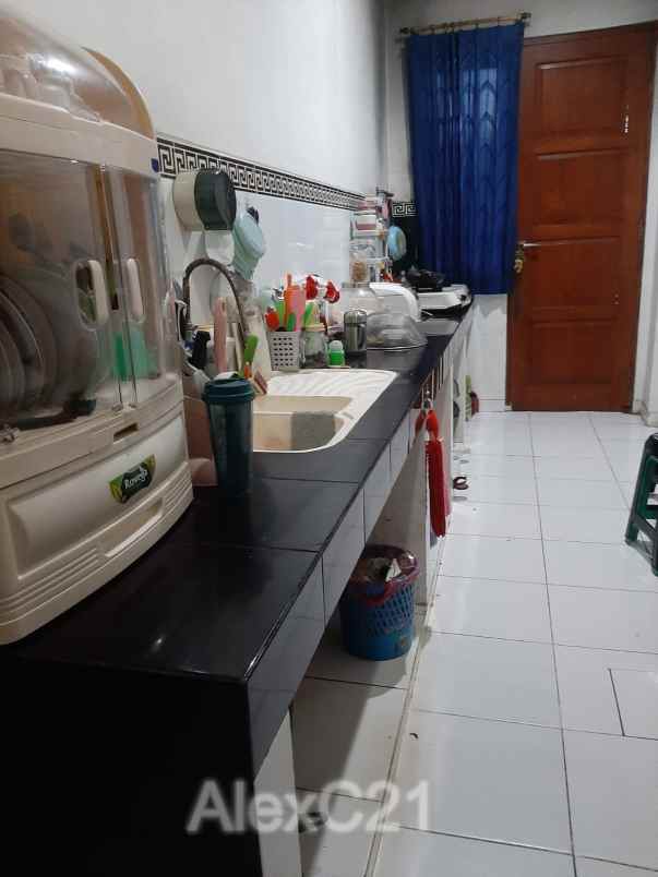 dijual rumah pegangsaan dua