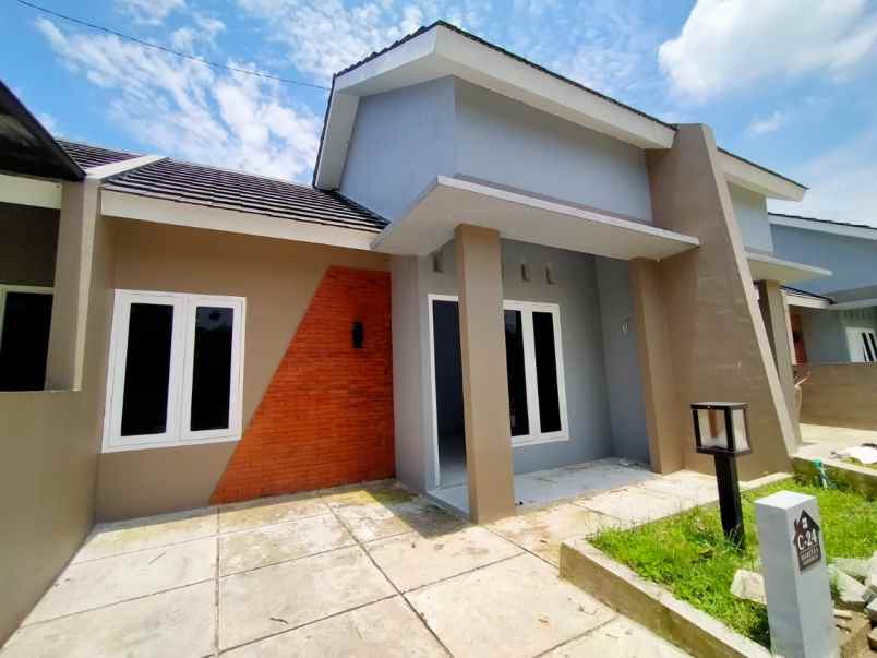 dijual rumah pengging teras boyolali