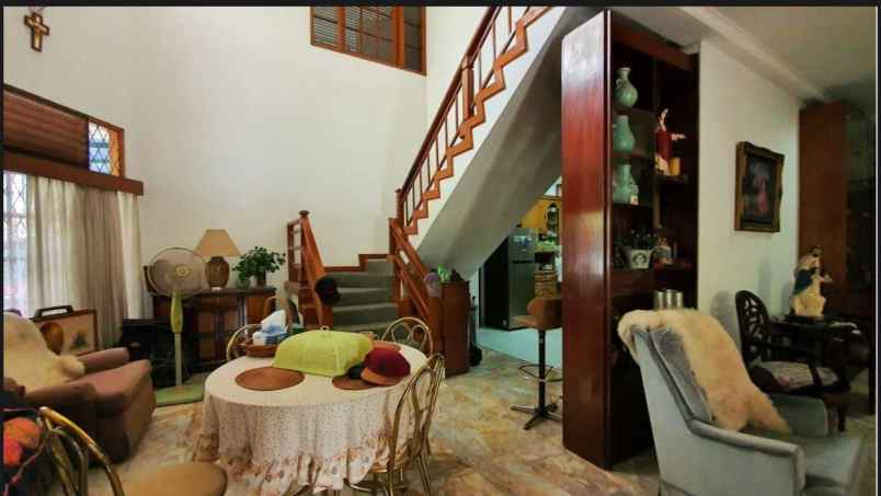 dijual rumah permata hijau