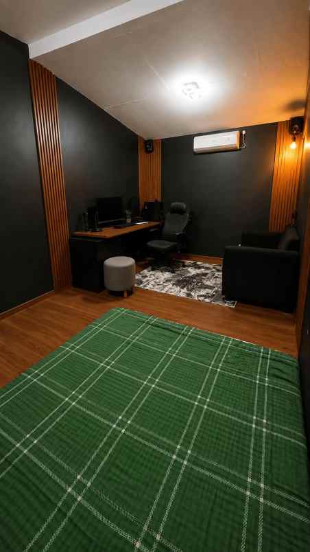dijual rumah perum bukit kencana residence