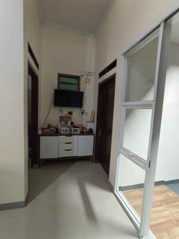 dijual rumah perum indaci jl ipik