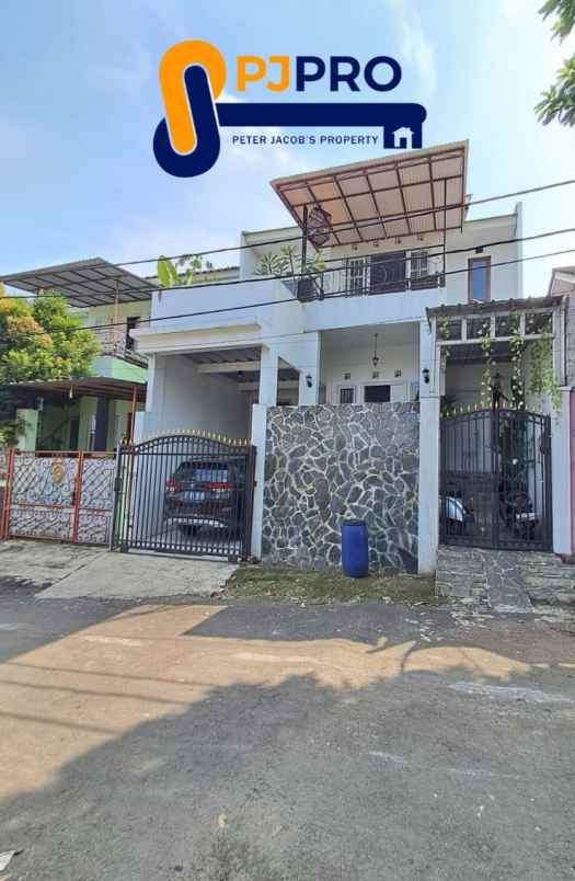 dijual rumah perumahan green garden 2