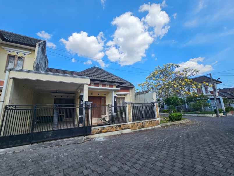 dijual rumah perumahan harmoni alam