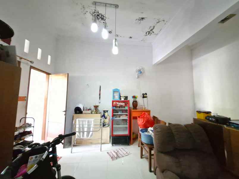 dijual rumah perumahan jatinegara baru