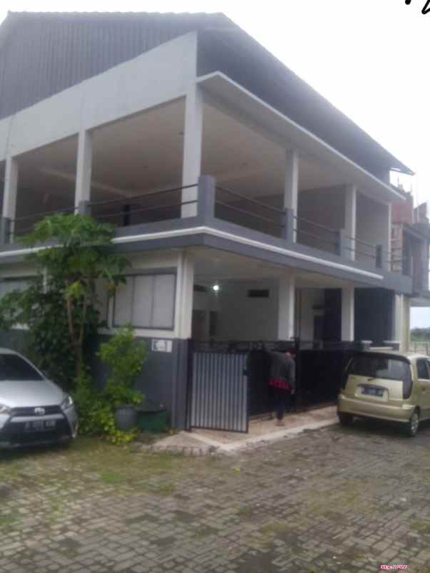 dijual rumah perumahan ketapang indah