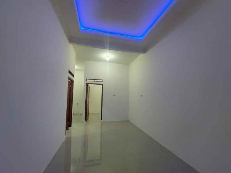 dijual rumah perumahan mekarsari permai