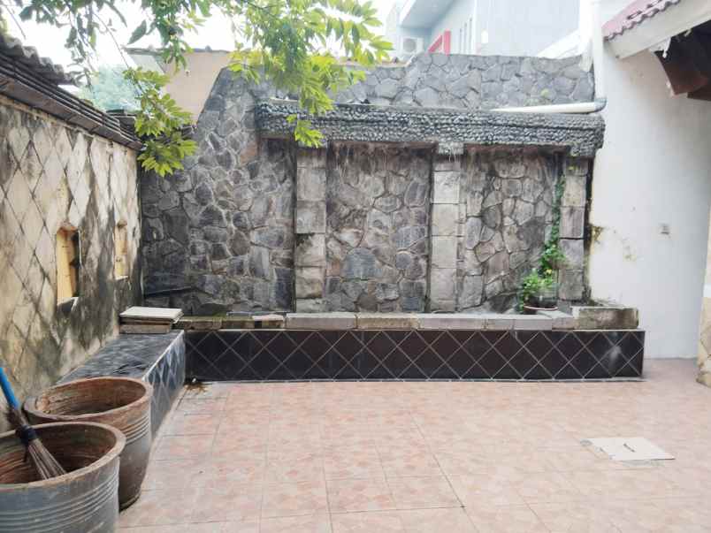 dijual rumah perumahan taman harapan