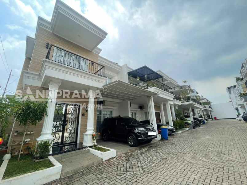 dijual rumah pesanggrahan