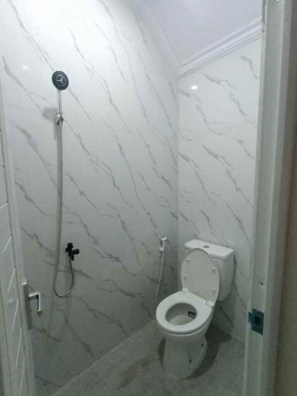 dijual rumah pesona anggrek