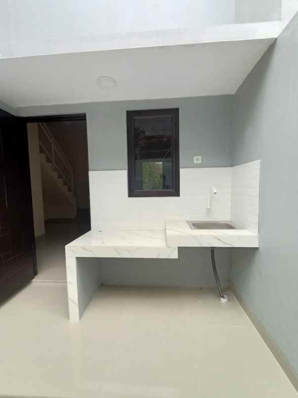 dijual rumah pesona anggrek