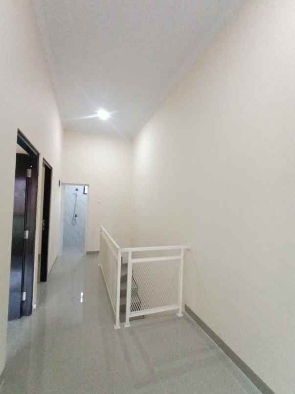 dijual rumah pesona anggrek