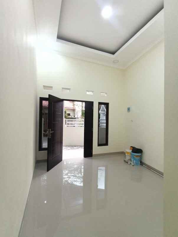 dijual rumah pesona anggrek