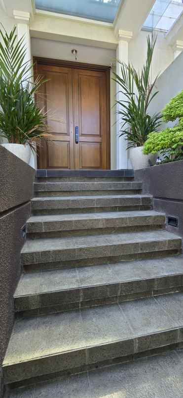 dijual rumah pinewood grand kenjeran