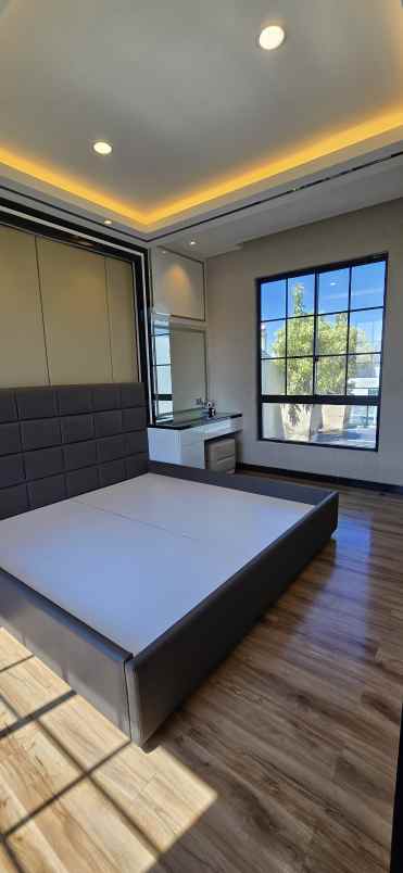 dijual rumah pinewood grand kenjeran