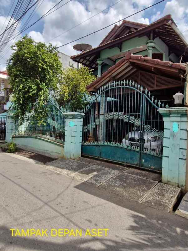 dijual rumah pondok kelapa