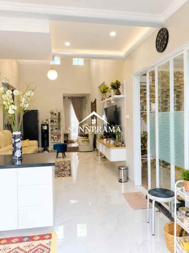 dijual rumah pondok labu